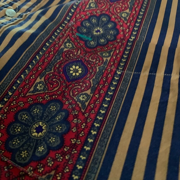 Tommy Hilfiger Bold Print Striped Button Down Shirt - Picture 8 of 12